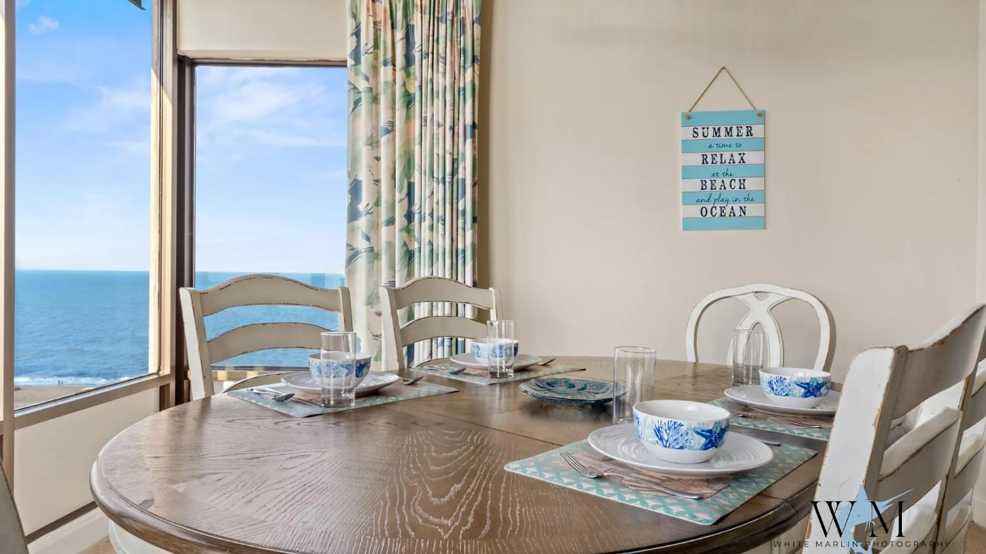 公寓 Ocean Front 2 Bedroom Condo At The Capri W Indoor And Outdoor Pool, Tennis Courts, Gym And More! 大洋城